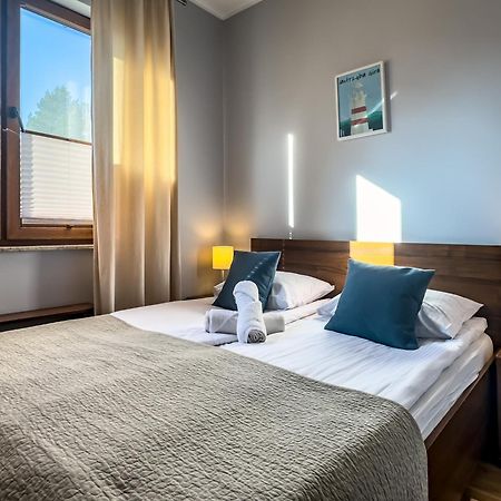 Villa 4 Pory Roku Jastrzębia Góra エクステリア 写真